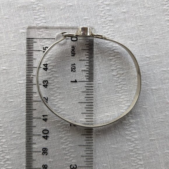 Taxco Sterling Hook-and-Eye Bangle with Black Gem 10g - Picture 10 of 11